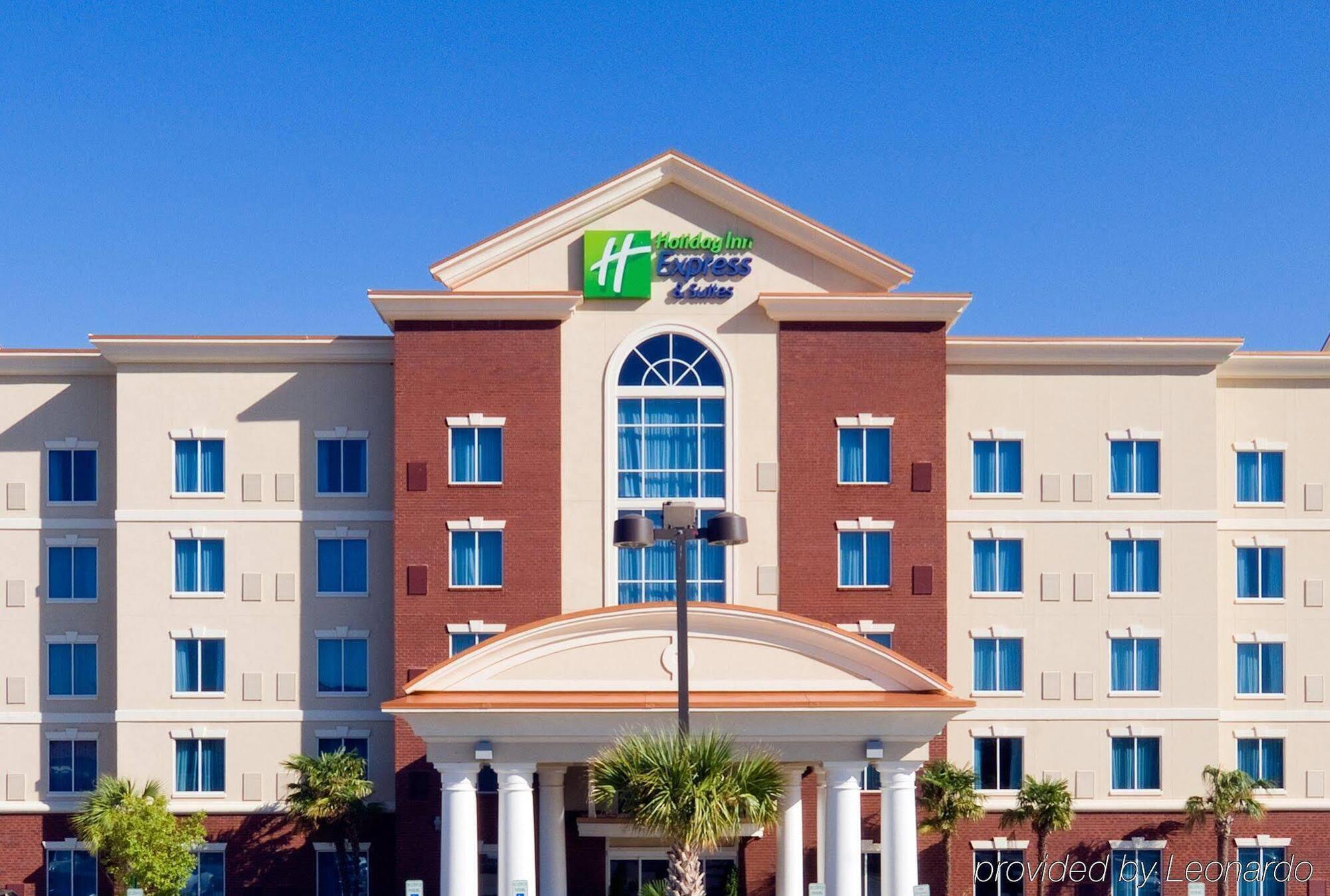 Holiday Inn Express Hotel & Suites Columbia-Fort Jackson By Ihg Εξωτερικό φωτογραφία